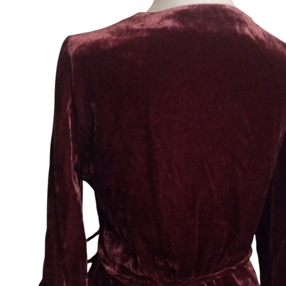 J. Crew Beautiful Burgundy Velvet Faux Wrap Blouse Puff Sleeves Size 0 - Picture 8 of 10